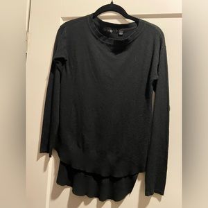 Shirt tail hem tunic sweater, black